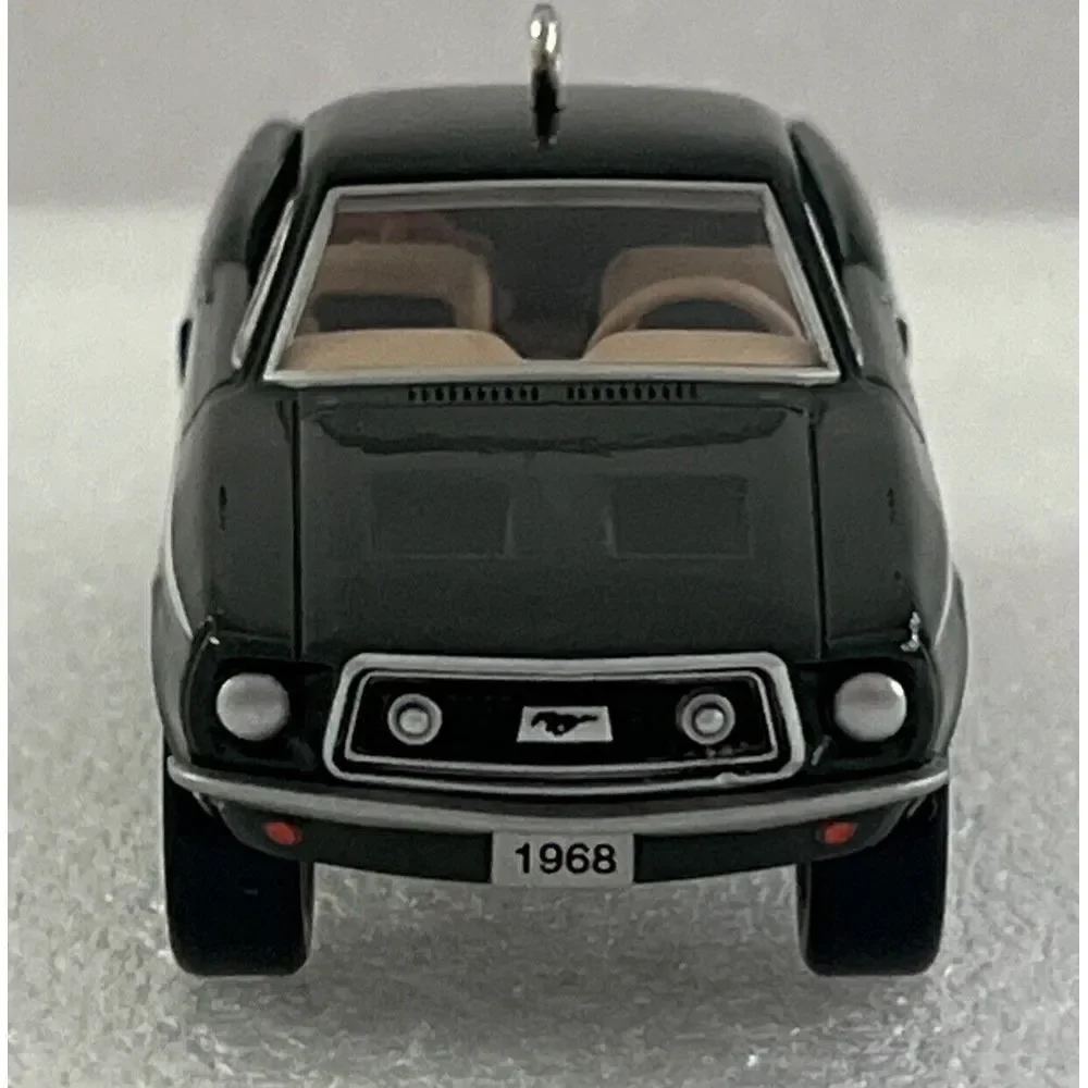 Hallmark Keepsake 1968‎ Ford Mustang GT Classic American Cars 21st In Series